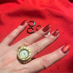 Vintage Shannon Japan ring watch with 5 different colors to change on the top